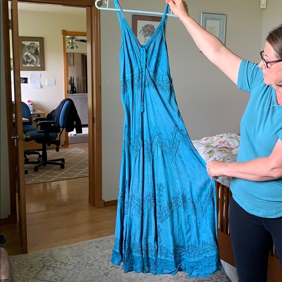 Floor length dress - Picture 2 of 6